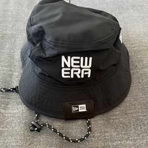NWT New Era Black NFL Logo Combine Bucket Hat with Drawstring Adult S